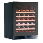 Armario Expositor Refrigerado para Vinos 1 Puerta de Cristal 150 Litros 52 Botellas 5 Estantes 595x573x820h mm KCW 51 G1 Horekus