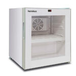 Mini Armario Expositor Refrigerado 1 Puerta de Cristal 50 Litros Lacado en Blanco 1 Estante Gama MINI ECO 435x486x500h mm KL 50 FL W Horekus