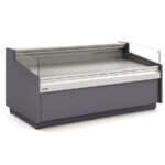 Vitrina Expositora Refrigerada con Reserva para Carnicería y Charcutería Cristal Recto Evaporador Ventilado Serie JUNIPER VEA-10-RC-TF 1025x1100x910h mm VEA-10-10-RC-TF Docriluc