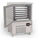 Abatidor de Temperatura 7 Bandejas GN 1/1- 40 / 7 Bandejas 60 x 40 Serie DA 800x800x1240h mm DA7N Docriluc