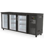 Mesa Refrigerada Acero Plastificado Negro 3 Puertas de Cristal 490 Litros 4 Estantes Serie DSB 2025x530x880h mm DSBE-200 Docriluc