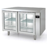 Mesa Refrigerada Acero Inoxidable 2 Puertas de Cristal 2 Estantes 362 Litros Serie ILUMIA 1495x800x850h mm MPRV-150 Docriluc