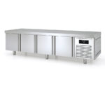 Mesa Refrigerada Acero Inoxidable 4 Puertas Opacas 4 Estantes 264 Litros Serie LUMINIS 2245x700x600h mm MKR-225 Docriluc