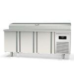 Mesa Refrigerada para Ingredientes 12 Cubetas GN 1/4 - 3 Puertas Opacas 3 Estantes 380 Litros Serie ARGENTUM 2020x600x850h mm MIE-60-200 Docriluc