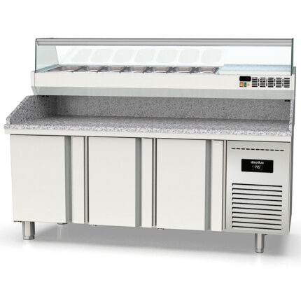 Mesa Refrigerada para Pizza 3 Puertas Opacas 562 Litros Serie CRUSTUM 2090x800x850h mm MPI-80-210-R Docriluc