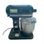 Amasadora Planetaria de Gancho Espiral Cabezal Plegable y Cuba Extraíble 7 Litros 235x380x405h mm B7 GASFRIT