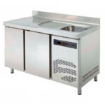 Mesa Refrigerada Acero Inoxidable con Fregadero 2 Puertas 2 Estantes 250 Litros Gama 600 - 1492x600x850h mm TRS-150F EUTRON
