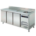 Mesa Refrigerada Acero Inoxidable con Fregadero 3 Puertas 3 Estantes 390 Litros Gama 600 - 2017x600x850h mm TRS-200F EUTRON
