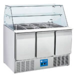 Mesa Refrigerada para Ingredientes 4 Cubetas GN 1/1-150 - 3 Puertas Opacas 3 Estantes Gama 700 - 1365x700x1010h mm S903CGEUT EUTRON