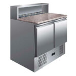 Mesa Refrigerada para Ingredientes con Encimera de Granito Cubetas GN 1/6 - 2 Puertas Opacas 2 Estantes 280 Litros Gama 700 - 900x700x1010h mm PS900EUT EUTRON