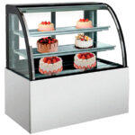 Vitrina Expositora Refrigerada para Pastelería Cristal Curvo 650 Litros 2 Estantes RN-1500A1 - 1500x660x1200h mm EUTRON